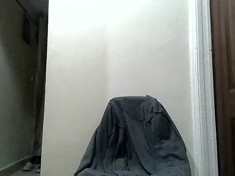 hornykourt's Live XXX Chat
