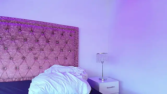 Juless_cornett's Live XXX Chat