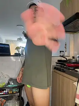 Christopher_strongg's Live XXX Chat