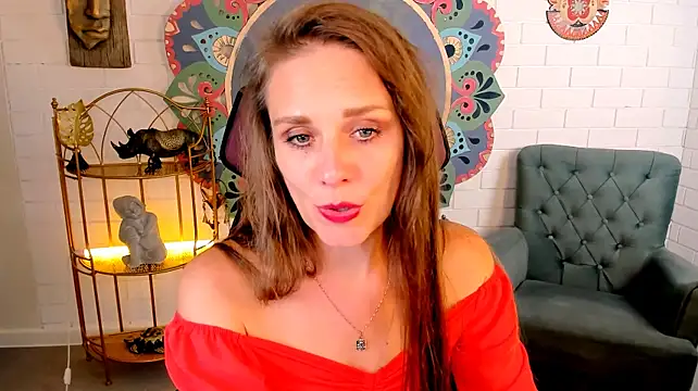 EmiliaBedy XXX чат на живо