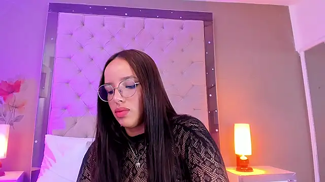 ValkyriaSteel élő XXX-chatje