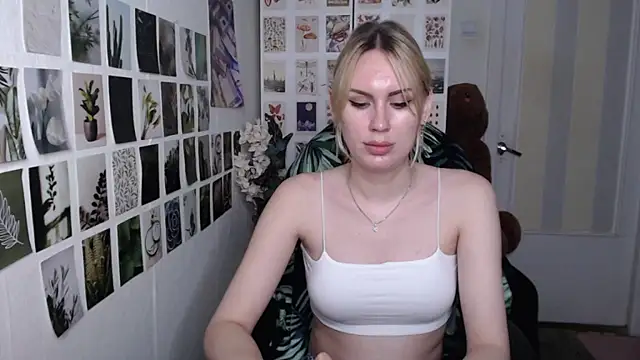 CapriScorpion Adlı Modelin Canlı XXX Sohbeti