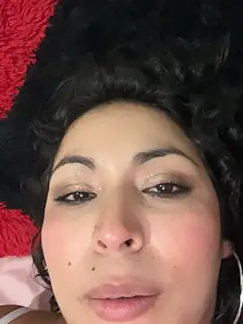 karlyprintt XXX чат на живо