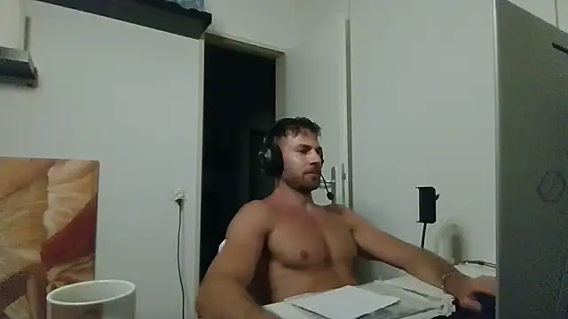 alpha-hunkn Live XXX chat