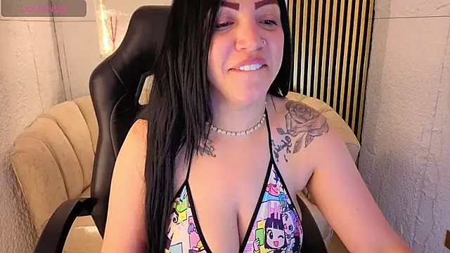 Misslustrous_cn's Webcam Show