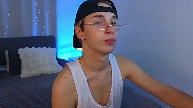 e1v1s Chat XXX live