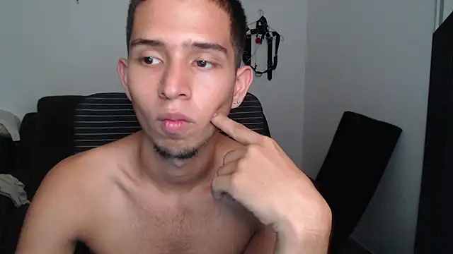 Chat XXX en directo de harold_18_