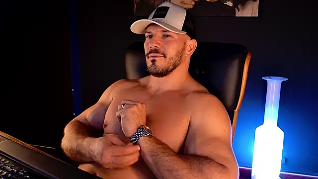 XXX chat uživo modela AngeloEric