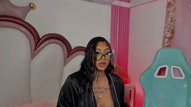 Czat XXX na żywo – Mia_Jansen