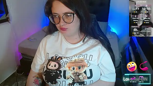 KrystalAdams XXX чат на живо