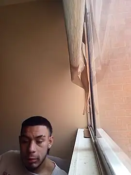 Taylor_DiamondBoy: онлайн-секс-чат