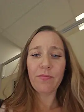 SkyelarsWorld webkamerás műsora