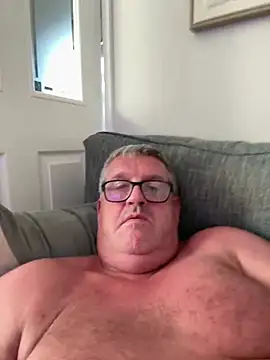 Daddystrokes4u – Live XXX-chat