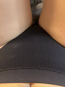 Angel__lika Adlı Modelin Canlı XXX Sohbeti