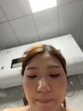 ksim6888 在線直播表演