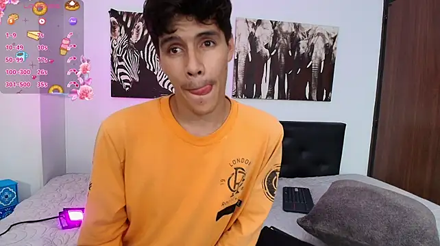 Jacob5_'s Live XXX Chat