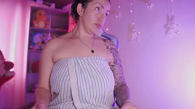 Czat XXX na żywo – Madison_Mayer_