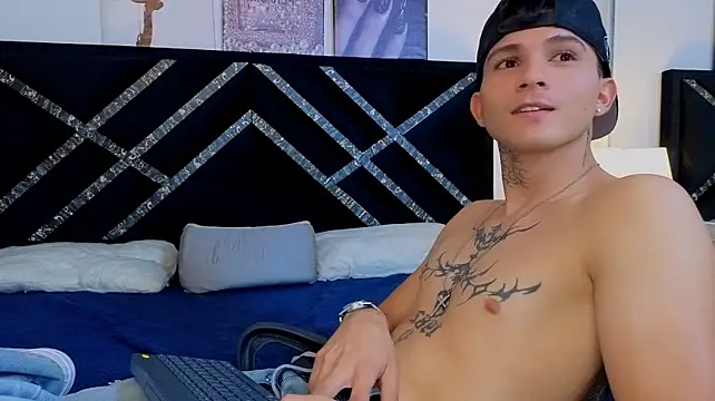 צ'אט XXX בשידור חי של Axel_Ryder