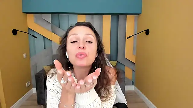 Chat +18 de EllaLong ao vivo