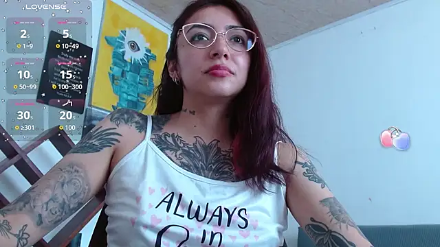 ZoeBakers_'s Live XXX Chat