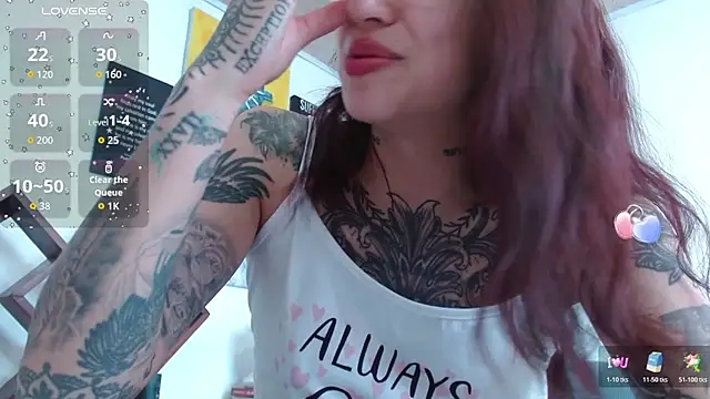 ZoeBakers_'s Live XXX Chat