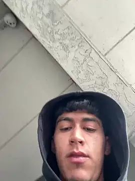 BadboyXXXMZ: απευθείας συνομιλία ΧΧΧ