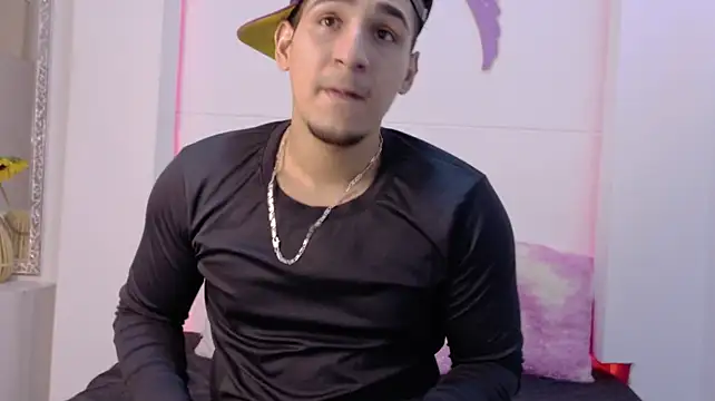 Massimo_11 XXX чат на живо