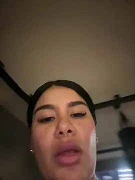 Chat XXX ao vivo de Issane_Peru