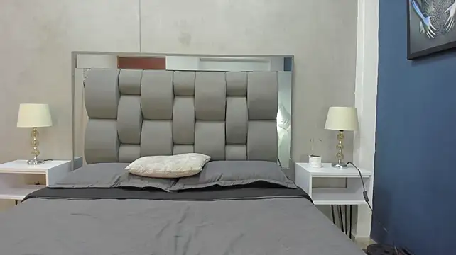 Charlie___Musk's Live XXX Chat