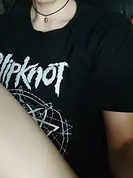 XXX chat uživo modela Aashikalaa