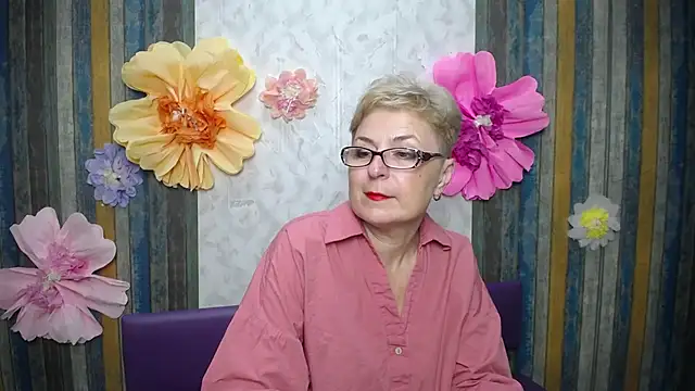 EmiliaGree Chat XXX in diretta