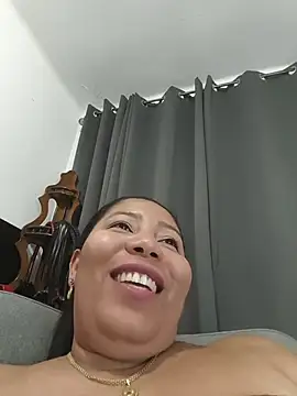 LeizaMagnus' Live XXX Chat