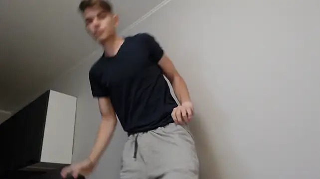Student_Oliver Adlı Modelin Canlı XXX Sohbeti