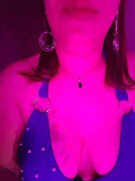Doodqueen Chat XXX in diretta