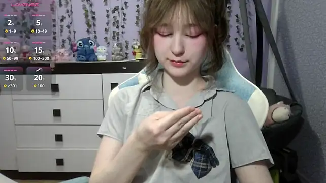 Yoonhee_ki XXX чат на живо