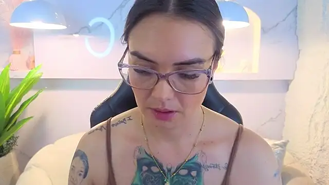 zarcasutra_t Chat XXX in diretta