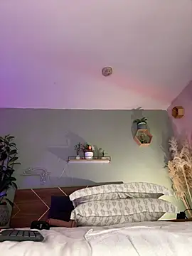 YariRose XXX чат на живо
