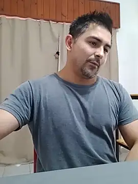 XXX chat uživo modela Bradd_32