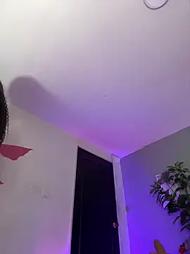 Chat XXX en directo de YariRose