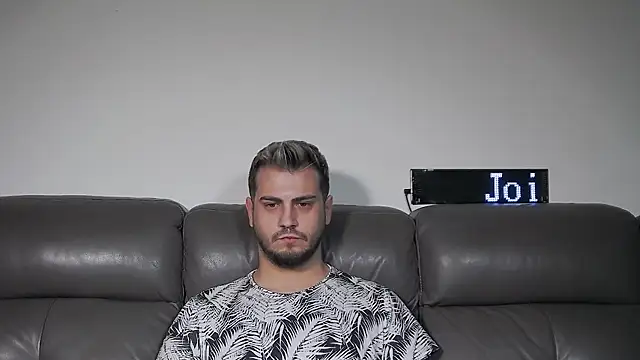 CrazyDom1's Live XXX Chat