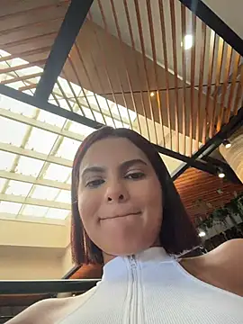 Irina_Velvett 即時 XXX 聊天