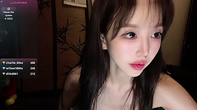 Chat XXX en directo de Serena-511