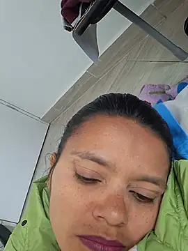 Chat XXX en directo de selena_foxy