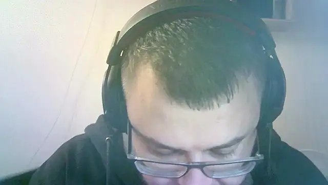 SirAbuser Chat XXX in diretta