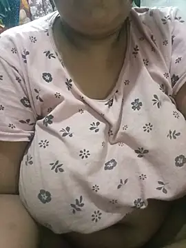 Chat +18 de Indian_Hot_Babhi ao vivo