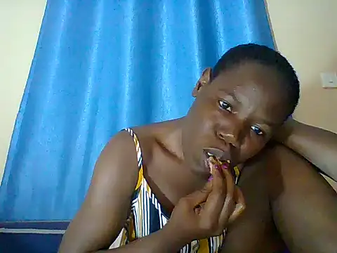 Blacksexyqueen24 XXX чат на живо
