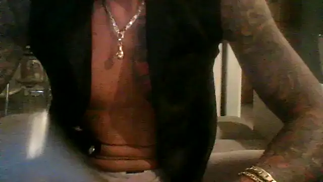 torinesebadboy Webcamshow