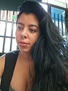 Luianna লাইভ XXX চ্যাট