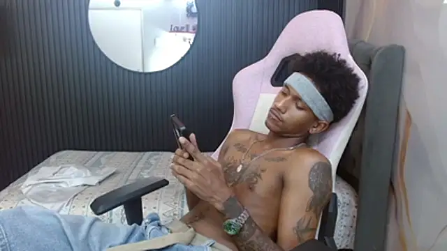 ManSantn Live XXX chat