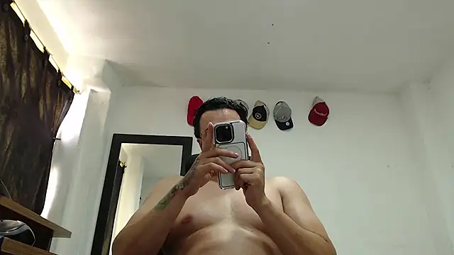 cloudsxxx Adlı Modelin Canlı XXX Sohbeti